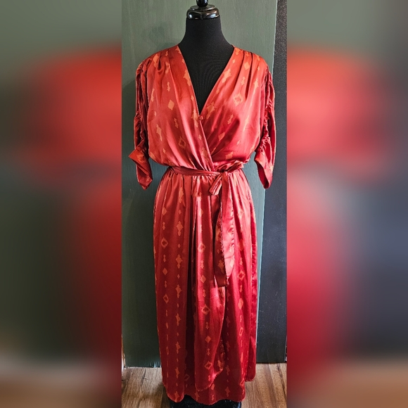 SOLD - Picture 1 of 8